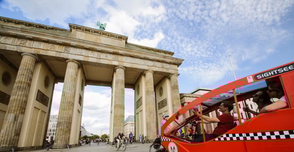 Berlin: Private E-Rikschatour mit Abholung vom Hotel