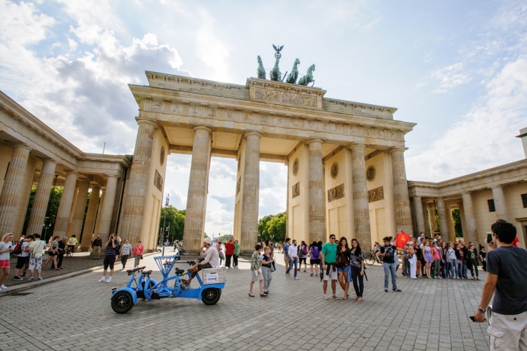 Berlín: tour privado o compartido a pie por lo más destacado de BerlínTour privado en inglés o alemán con recogida en el hotel