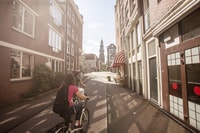 Amsterdam, Hidden Gems & Highlights Tour guidato in bicicletta - Hizvo