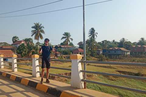 Cambodia: 7-Day Cycling Tour from Phnom Penh to Siem Reap