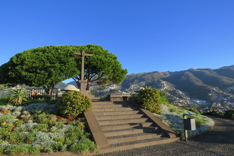 Depuis Funchal : visite en 4x4 de la vallée des nonnes