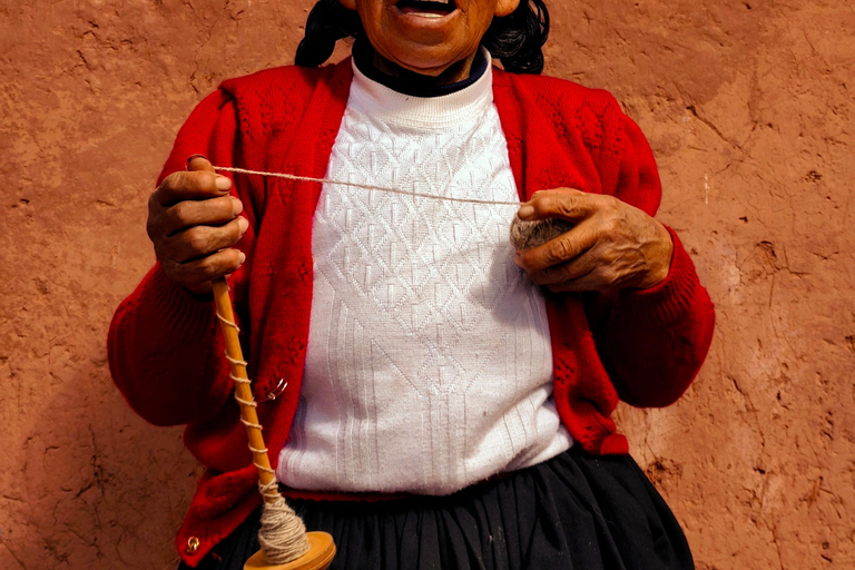 Flavor and Culture in Parcarhuasi: Ancestral Textiles and Pachamanca Banquet