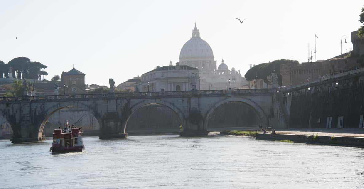 Roma: vino e stuzzichini sul fiume Tevere