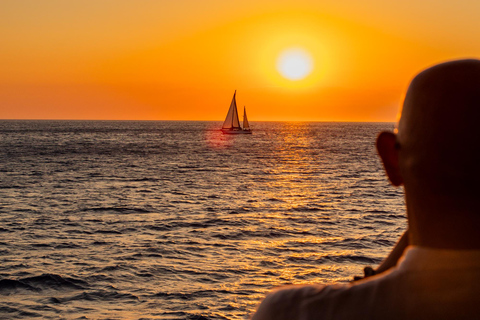 San Antonio: Sunset Boat Tour with Live Music & Drinks