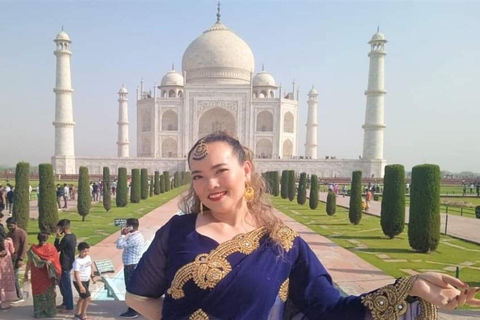 Agra: Skip-the-Line Taj Mahal &amp; Agra Fort Private TourTour without Taj Mahal &amp; Agra Fort Entry fees