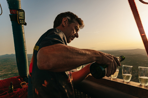 Majorque : vol d'1 h en montgolfièreMajorque : vol d'1 h en montgolfière au coucher du soleil