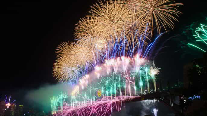 sydney harbor new years eve dinner cruise
