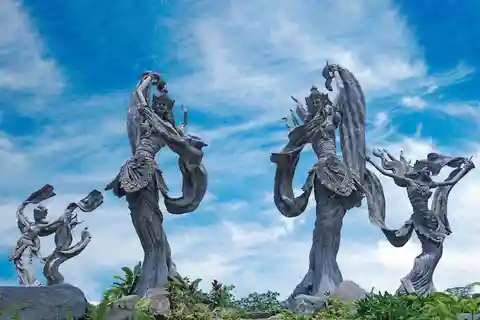Ubud: Alas Harum, Tirta Empul, Tukad cepung, Dedari