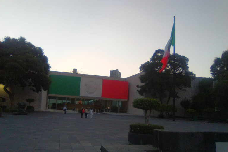 ANTHROPOLOGY MUSEUM : Guided Tour