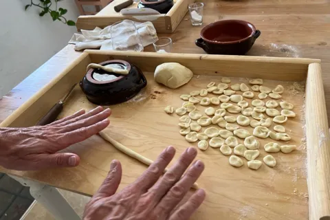 Alberobello: e-bike tour and orecchiette cooking class