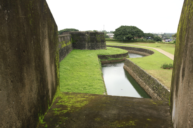 Bangalore: Private City Tour with Guide & Hotel Pickup