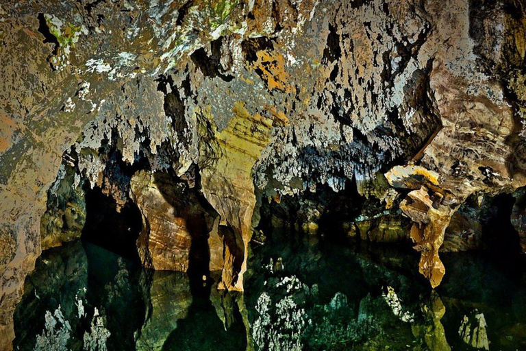 From Johannesburg: Sterkfontein Caves & Maropeng Tour