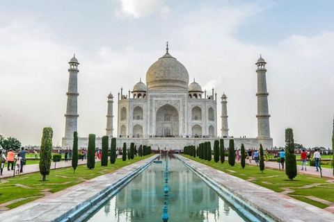 De Mumbai: Taj Mahal no mesmo dia de avião