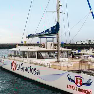 La Graciosa: Island Cruise with Lunch and Water Activities