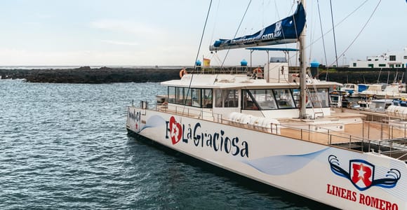 La Graciosa: Island Cruise with Lunch and Water Activities