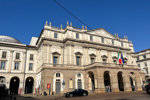 Milano: Guidad stadsrundtur med Duomo och valfri terrassSmågruppsresa med tillgång till terrass (hiss)