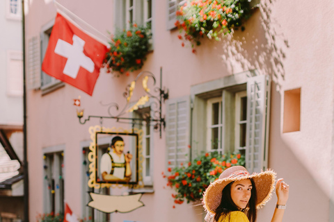 Zurich: Private Photo Shoot with Local Photographer ESSENTIAL 20 min | 15 photos