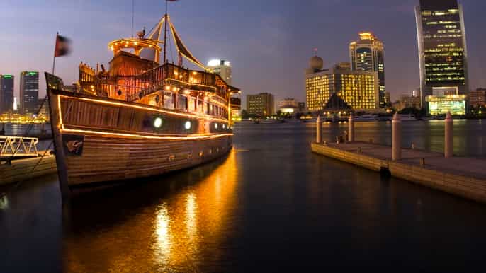 dubai deira creek 5star buffet dinner dhow cruise