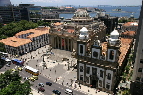 Christ the Redeemer, Sugar Loaf Mountain & Maracana by Train Private Tour with Lunch