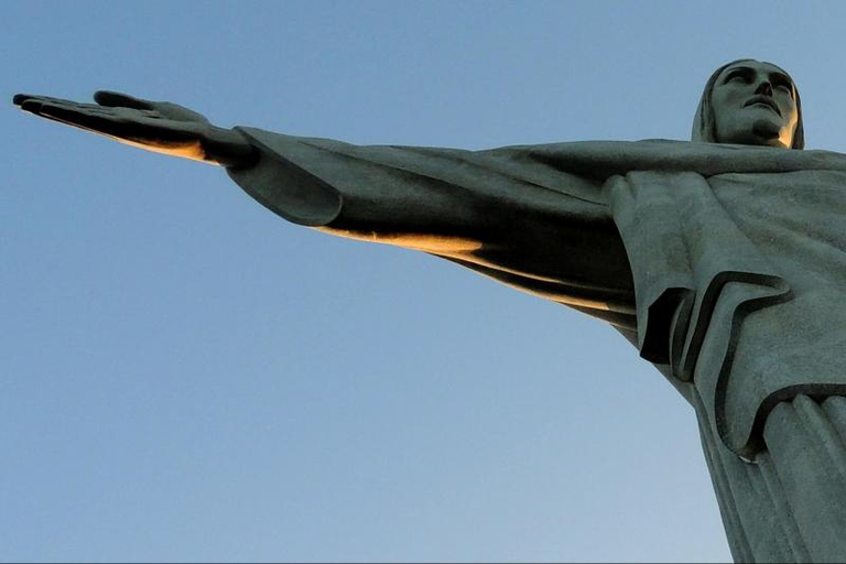 Cristo Redentore, Pan di Zucchero e Maracana in trenoTour privato con pranzo