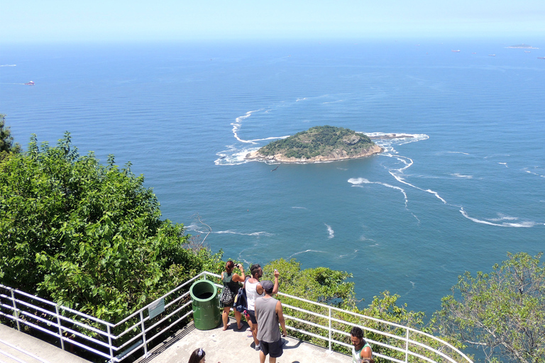 Rio: Cristo Redentor, Zuckerhut & Maracana per ZugPrivate Tour ohne Mittagessen