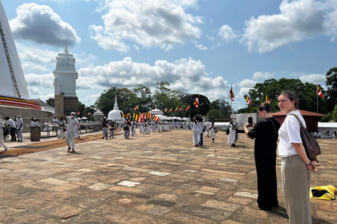 Anuradhapura: Heritage Mountain bike Tour