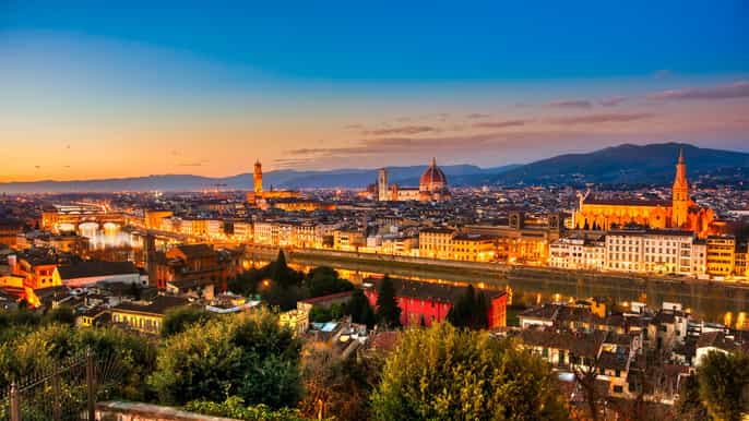 Florence Night Tour by Electric Bike with Gelato Tasting