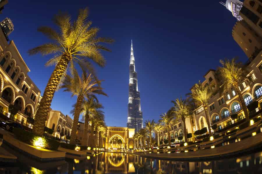 Dubai: Burj Khalifa VIP Lounge - Sonnenuntergang im ultimativen Stil. Foto: GetYourGuide Dubai: Burj Khalifa VIP Lounge - Sonnenuntergang im ultimativen Stil. Foto: GetYourGuide