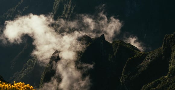 Private Guided Tour: Pico do Areeiro & Pico Ruivo