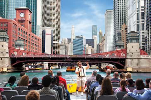 Chicago: 75-Minute Architecture Cruise by Speedboat