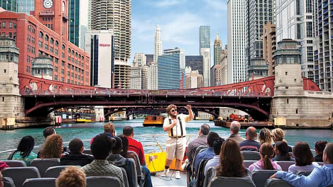 chicago 75minute architecture cruise by speedboat