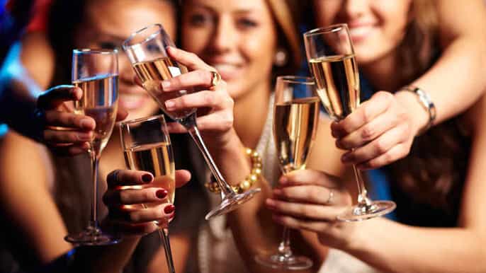 cologne private pub crawl