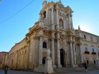 Syracuse: Ortigia and Neapolis Guided Walking Tour