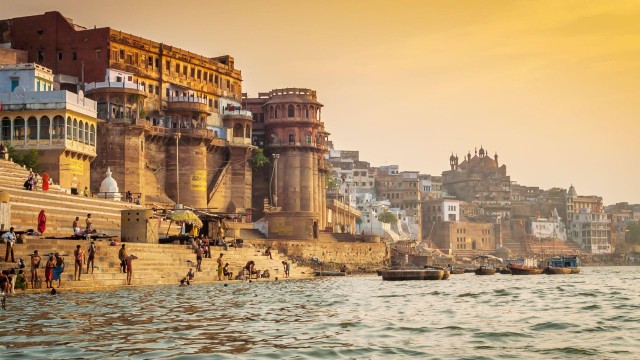 Visit Holy Ganges River & Varanasi Private Guided Tour in Varanasi, India
