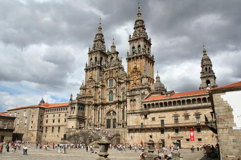 Jednodniowa wycieczka do Santiago de Compostela z 3 godzinami wolnymi od PortoPrywatna wycieczka z 3 godzinami czasu wolnego