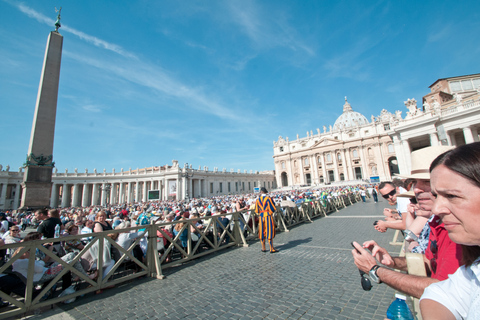 Rome: Papal Audience Experience Reservation with GuideEnglish Tour