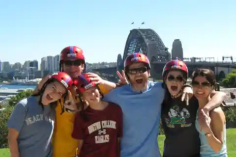 Passeio de bicicleta pela ponte panorâmica de Sydney Harbour Bridge