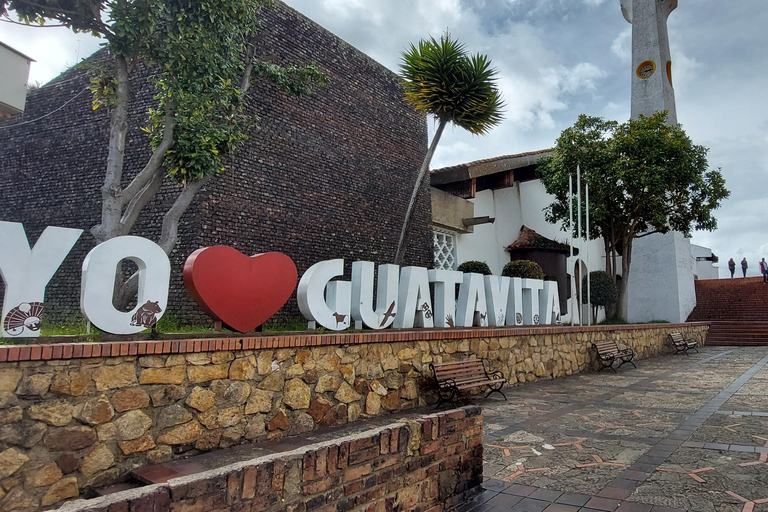 Laguna de Guatavita + Transporte privado Catedral de Sal