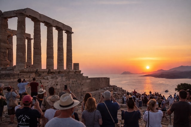 Athens:Poseidon Temple Sunset with a Beach Stop and Thorikos