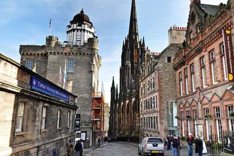 historic royal mile private walking tour