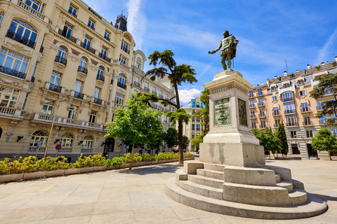 Madrid: Small-group historical walking tour Tour in Spanish