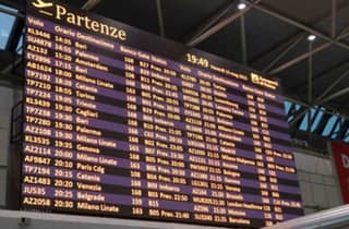 Rom: Privater Transfer vom Hafen Civitavecchia zum FCO