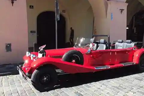 Praag: Vintage autorit en wandeltour