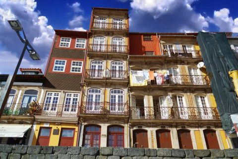 Tour della città di Porto con crociera sul fiume e degustazione di vini