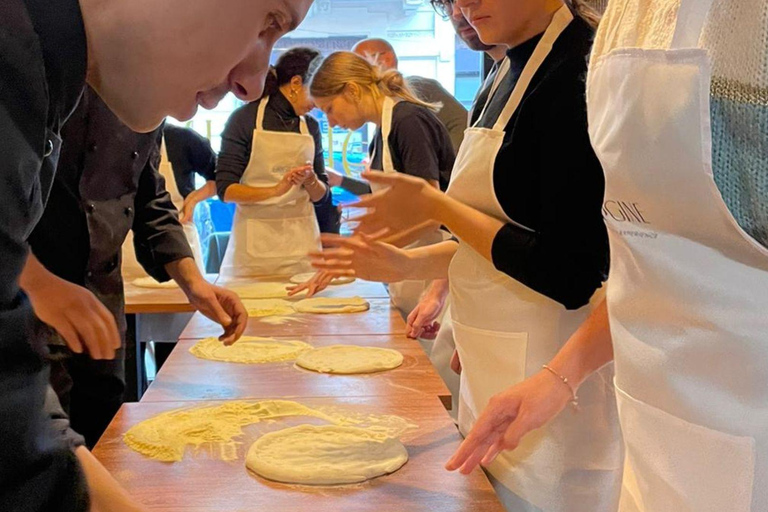 Milan Neapolitan Pizza Master Class with final tasting, drinks included Milan Neapolitan Pizza Master Class with Final Tasting, Drinks Included