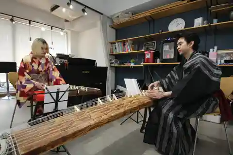 Hiroshima : Koto, Kimono, Photo shoot Traditional Experience