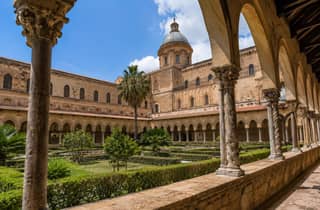 Kathedrale von Monreale und Kreuzgang mit Audioguide auf dem Mobiltelefon