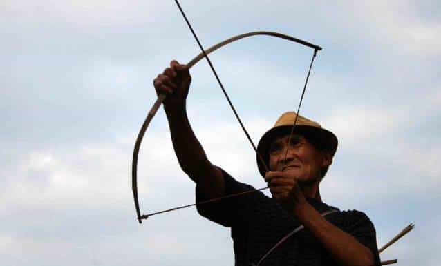 bamboo bow crafting with hmong hunter