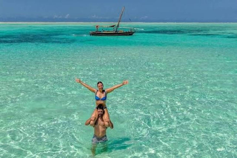 Zanzibar:Mnemba Dolphin Spotting+Aquarium+ Kendwa Beach Escp