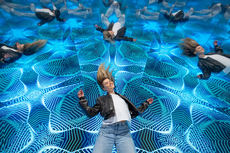 Manchester: Museum of Illusions Entry Ticket